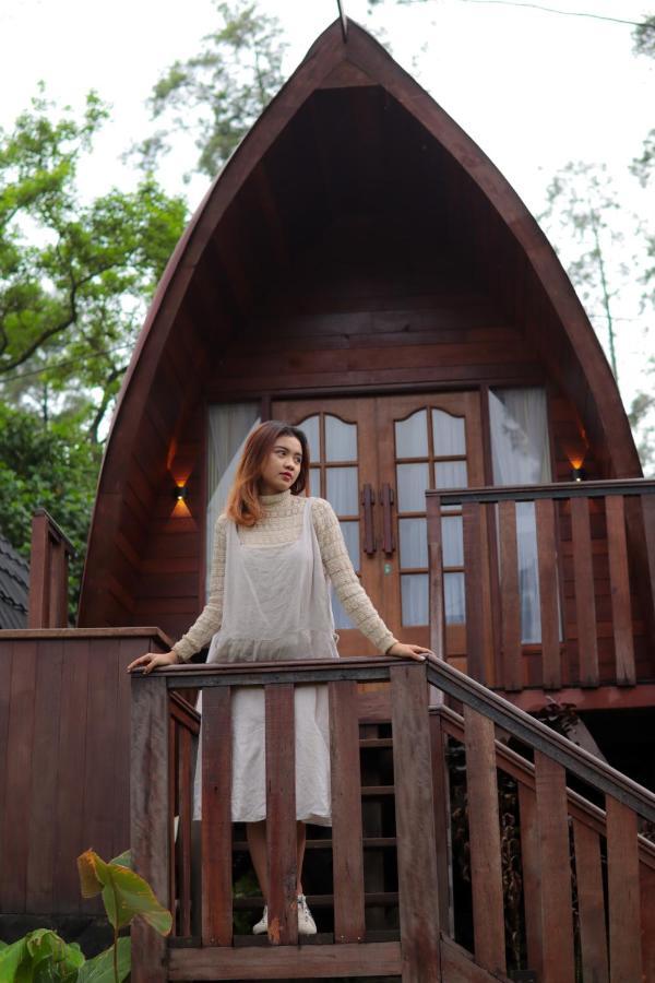 Welirang Forest Pacet Villa Mojokerto Eksteriør bilde