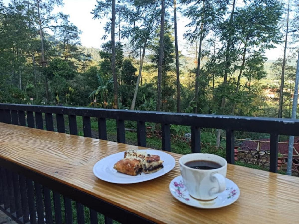 Welirang Forest Pacet Villa Mojokerto Eksteriør bilde